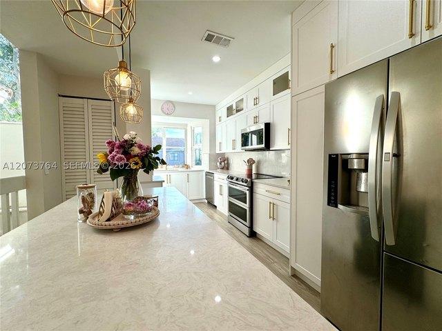 Townhouse for sale in Sunrise, Florida