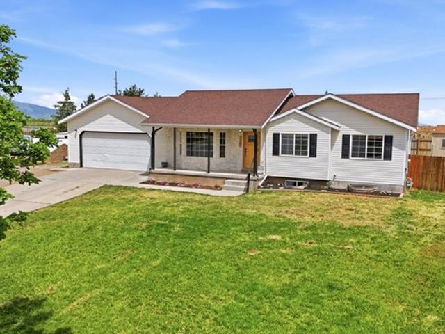 House for sale in Cache, Utah