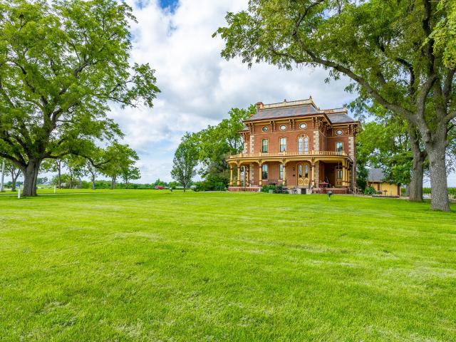 House for sale in Mahaska, Iowa