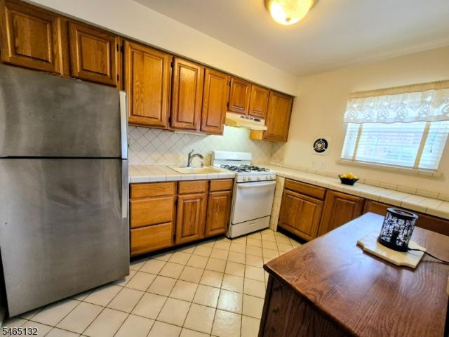 Condo for sale in Wayne, Passaic County
