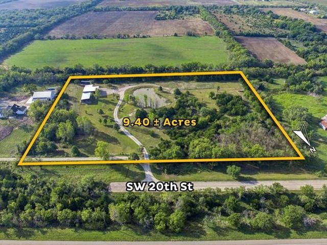 House for sale in Benton, Butler County