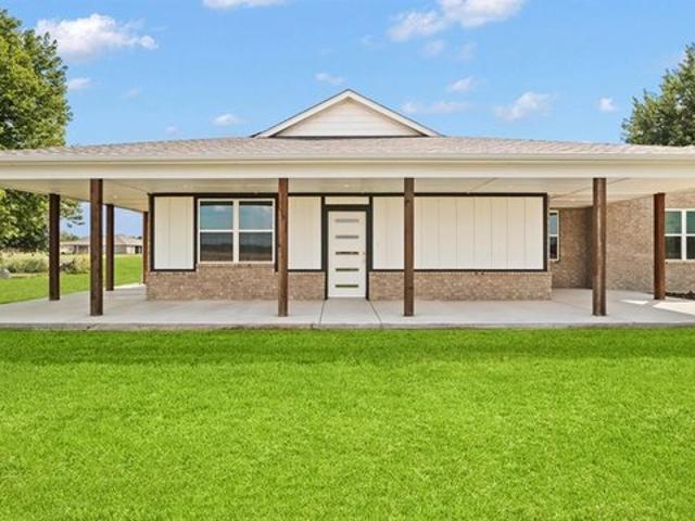 House for sale in Jones, Oklahoma