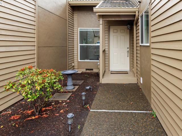 Townhouse for sale in Oregonia