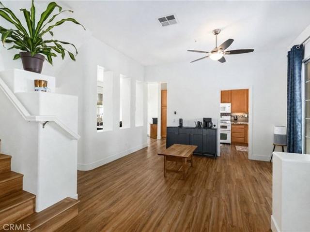 Townhouse for sale in Tustin, California