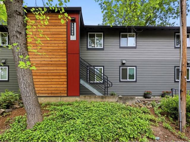 Condo for sale in Oregonia