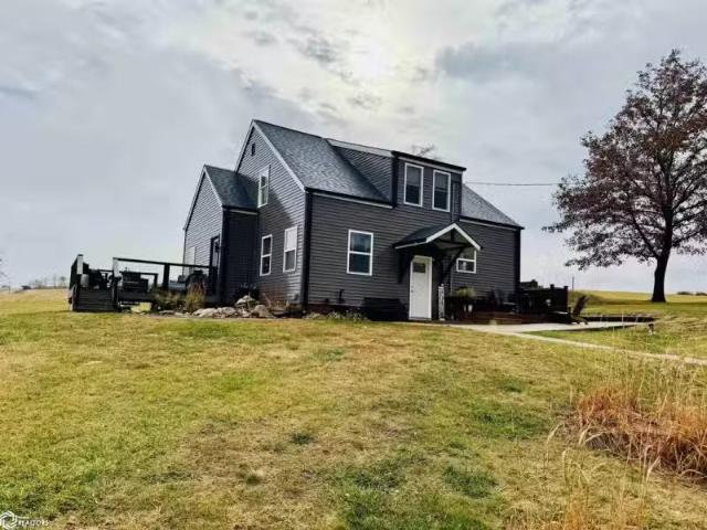 House for sale in Council Bluffs