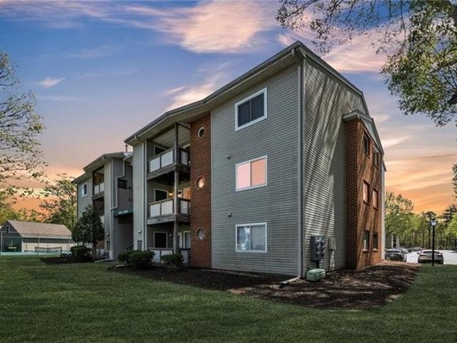 Condo for sale in Virginia