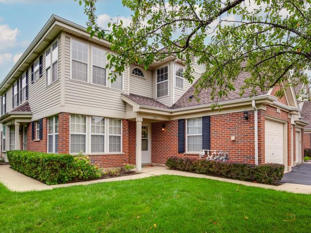 Townhouse for sale in Buffalo Grove, Illinois
