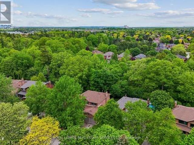 House for sale in Oakville, Ontario
