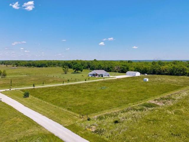 House for sale in Bois D Arc, Missouri