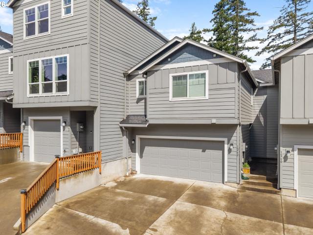 Townhouse for sale in Oregonia