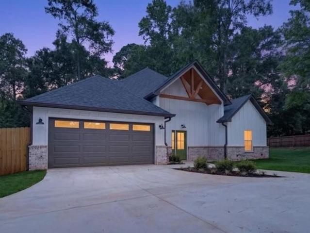 House for sale in Gladewater, Texas