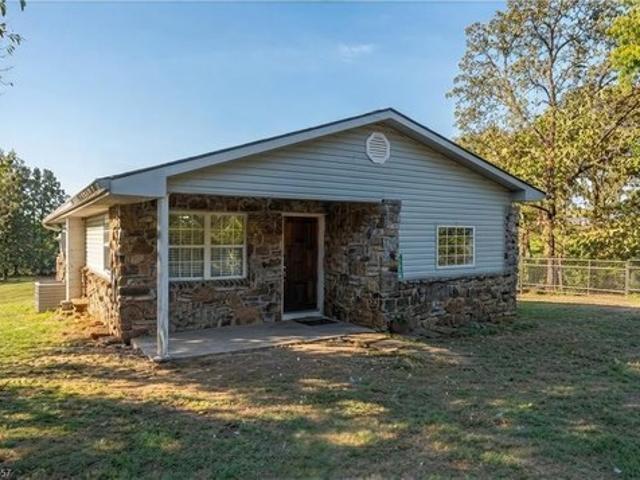 House for sale in Mountainburg, Crawford County