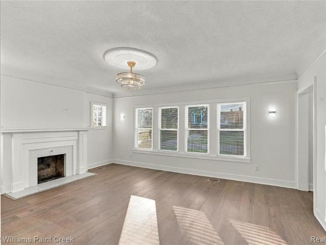 House for sale in Wade, Detroit