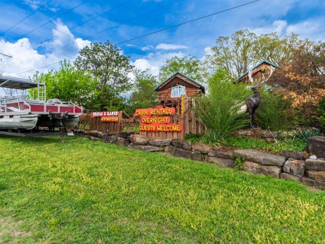 Commercial for sale in Ark