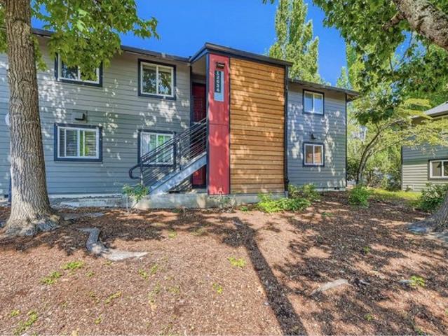 Condo for sale in Oregonia