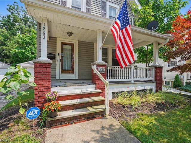 House for sale in Summit, Ohio
