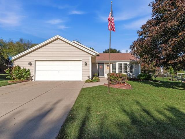 House for sale in River Park Estates, Mukwonago