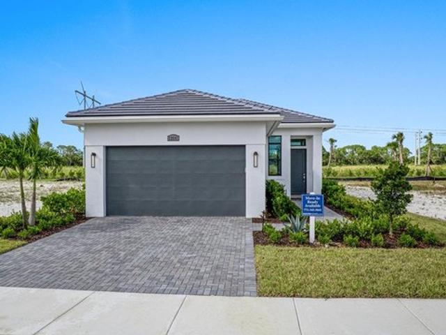 House for sale in Port Saint Lucie, Florida