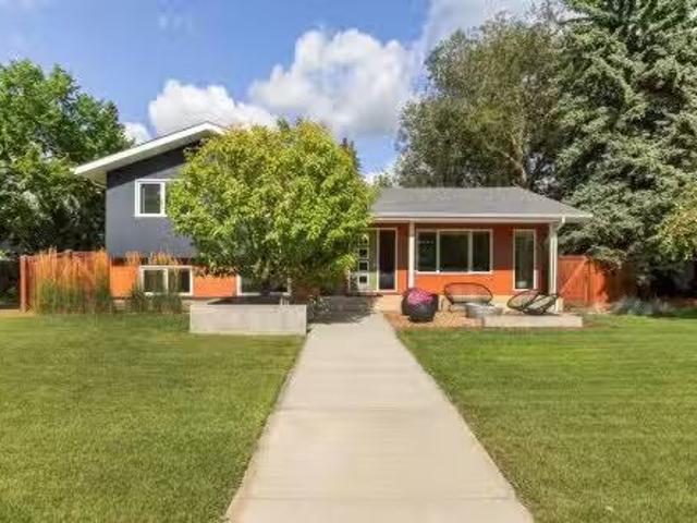 House for sale in Lansdowne, Edmonton