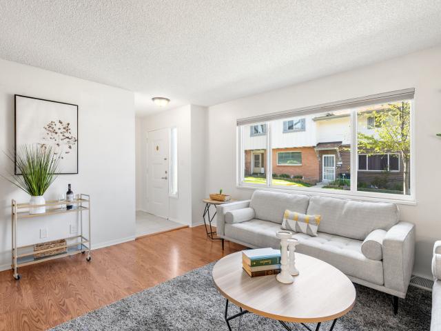 Townhouse for sale in Lakewood