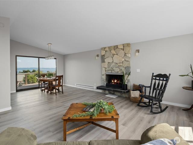 House for sale in Oak Harbor, Washington