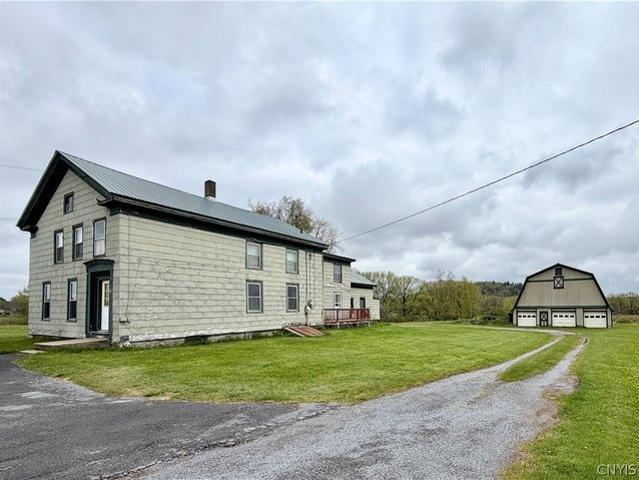 House for sale in Oneida, New York