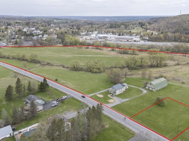 House for sale in Oneida, New York