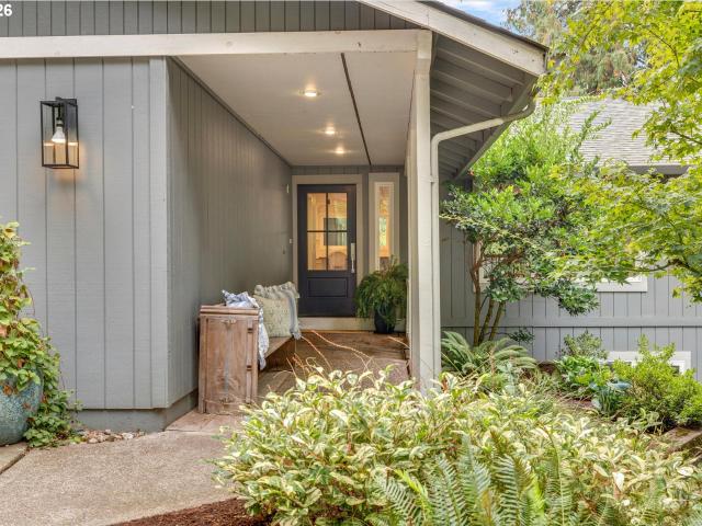 House for sale in Aurora, Clackamas County