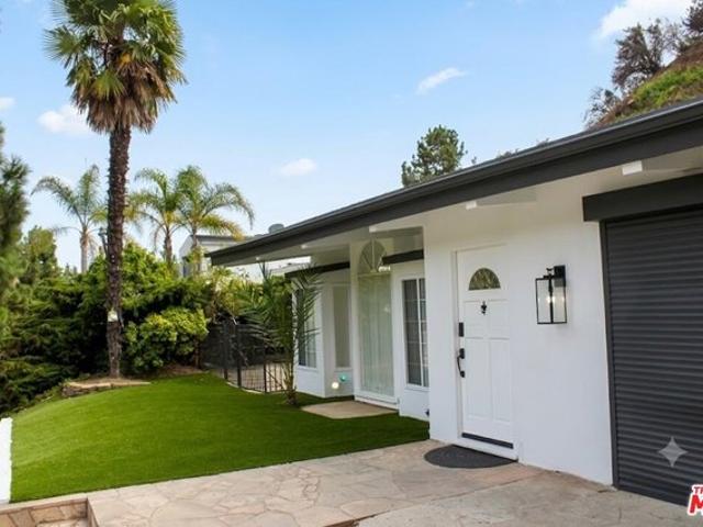 House for sale in Canoga Park, California