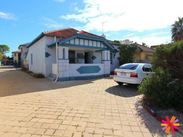 House for rent in Como, Western Australia