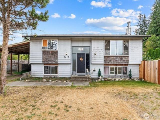 House for sale in Darrington, Snohomish County