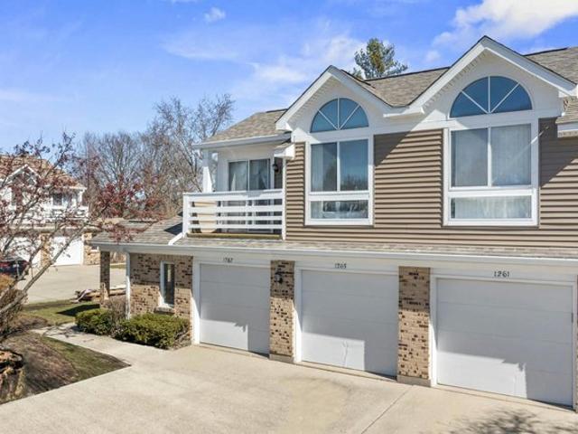 Condo for sale in Buffalo Grove, Illinois