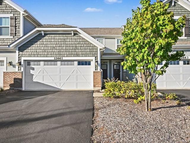 Townhouse for sale in Plainfield, Will County
