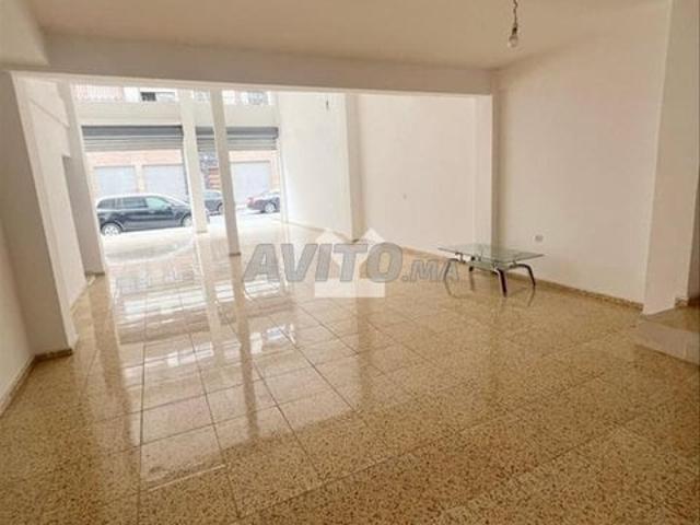 Local commercial vente à Anfa, Gharb-Chrarda-Beni Hssen