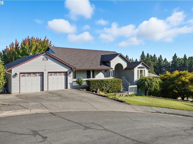 House for sale in La Center, Washington
