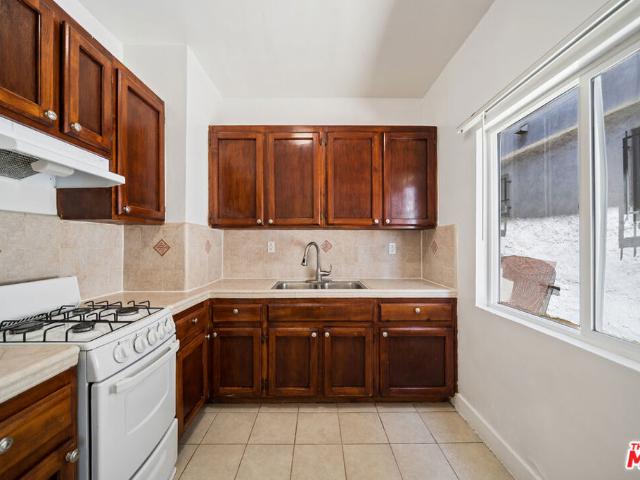 Property for rent in Canoga Park, California