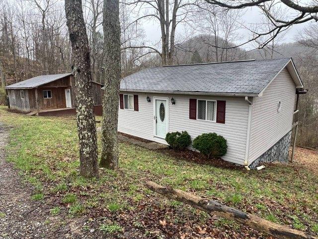 House for sale in Burnsville, West Virginia