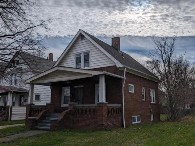 House for sale in Cleveland