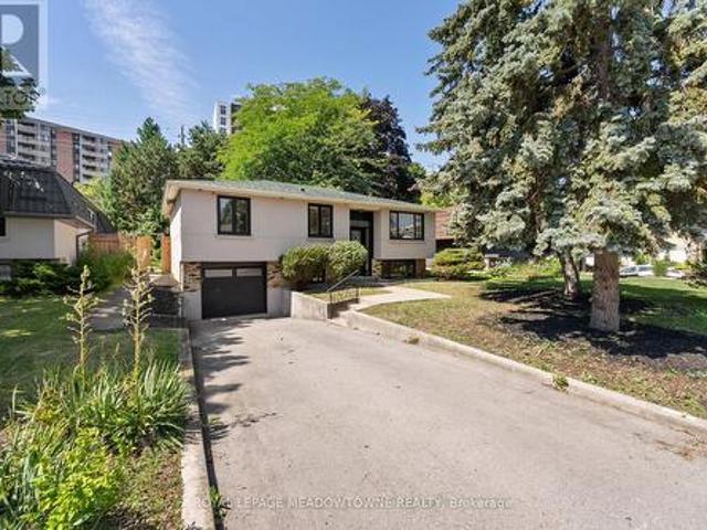 House for sale in Oakville, Ontario
