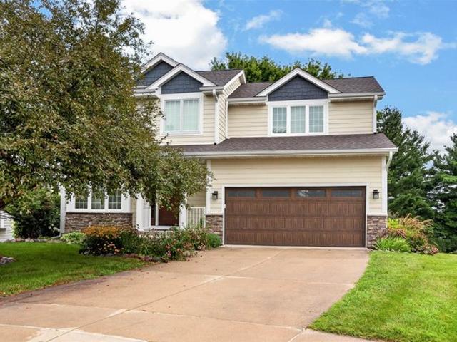 House for sale in West Des Moines, Iowa