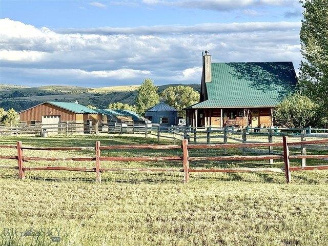 House for sale in Three Forks, Montana
