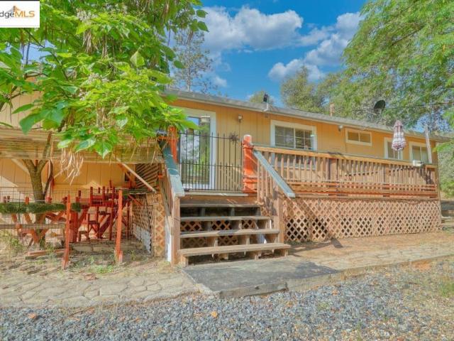 House for sale in Groveland