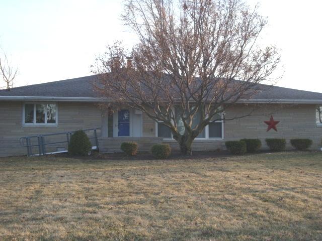 House for sale in Cissna Park, Illinois