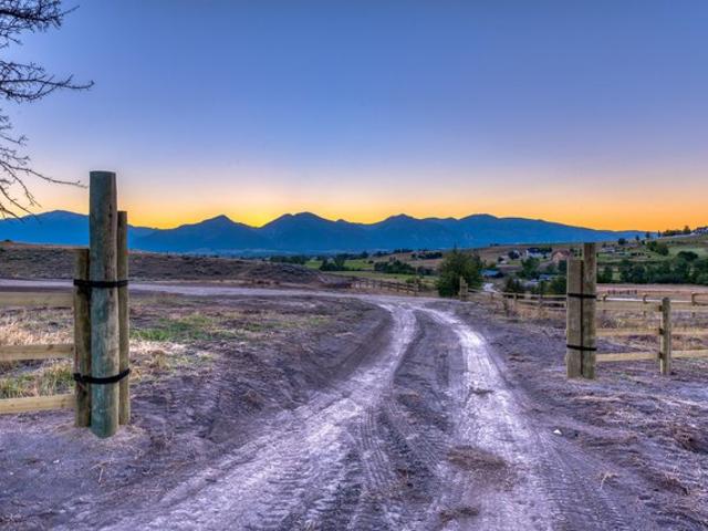 House for sale in Ravalli, Montana