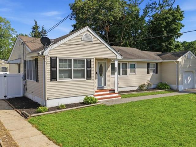 House for sale in Lanoka Harbor, New Jersey