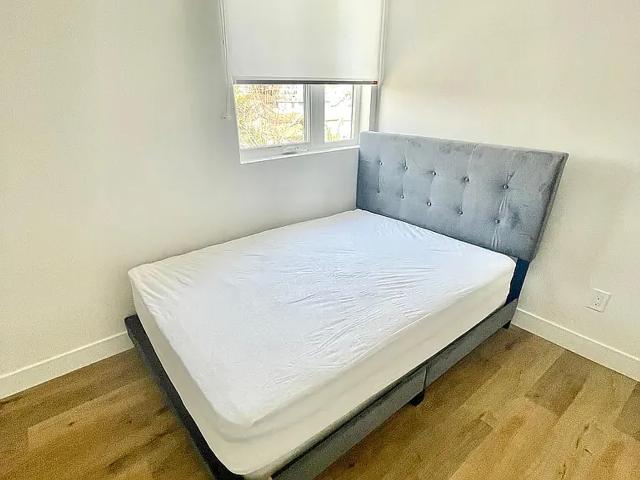 Apartment for rent in Canoga Park, California