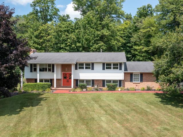 House for sale in Crawford, Pennsylvania