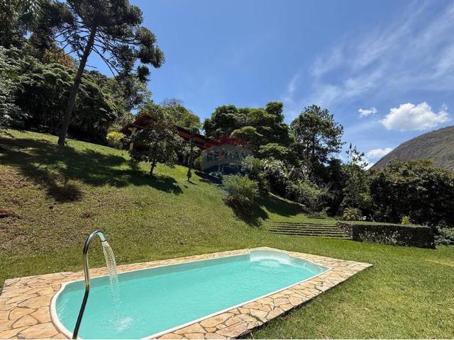 Casa aluguel em Cascatinha, Petrópolis