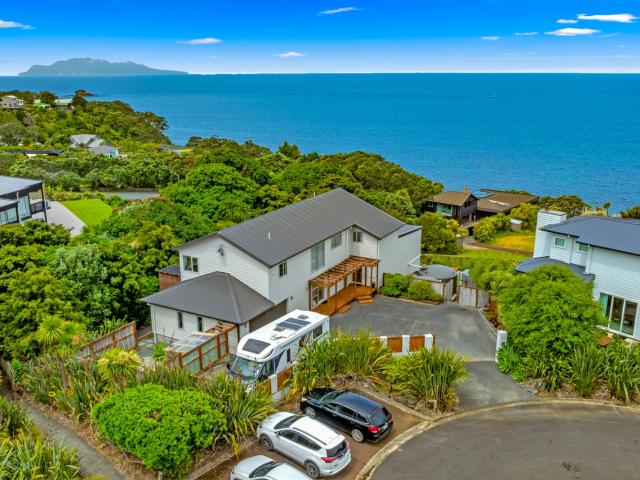 House for sale in Rodney